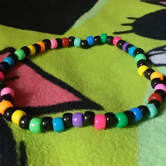 black rainbow kandi choker - Picture 1 of 6